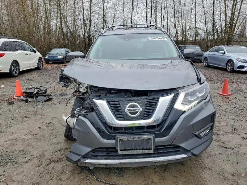 2017 NISSAN ROGUE SV  