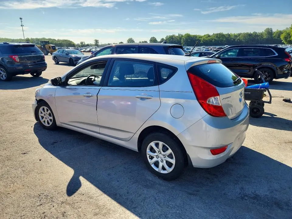 2013 HYUNDAI ACCENT GS  