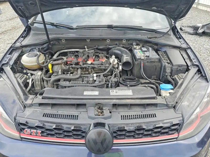 2018 VOLKSWAGEN GTI S/SE  