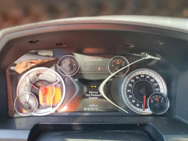 2013 RAM 1500 SLT  
