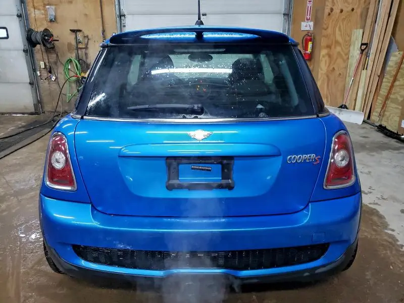 2010 MINI COOPER S  