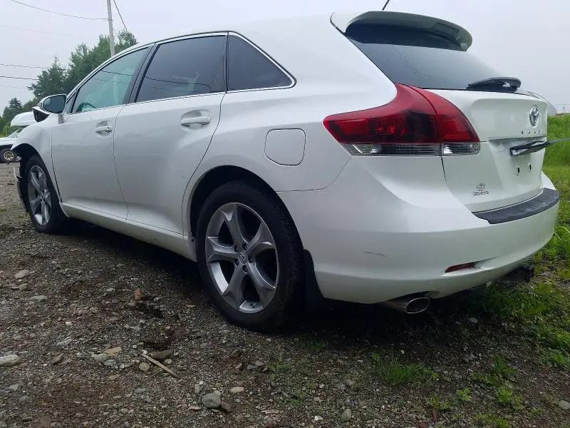 2013 TOYOTA VENZA LE  
