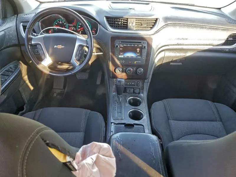 2015 CHEVROLET TRAVERSE LT  