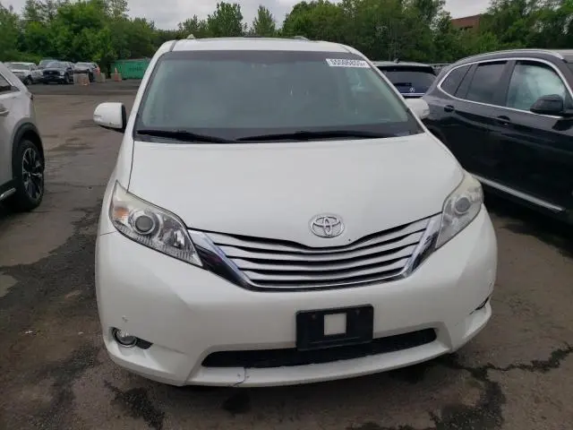 2013 TOYOTA SIENNA XLE  