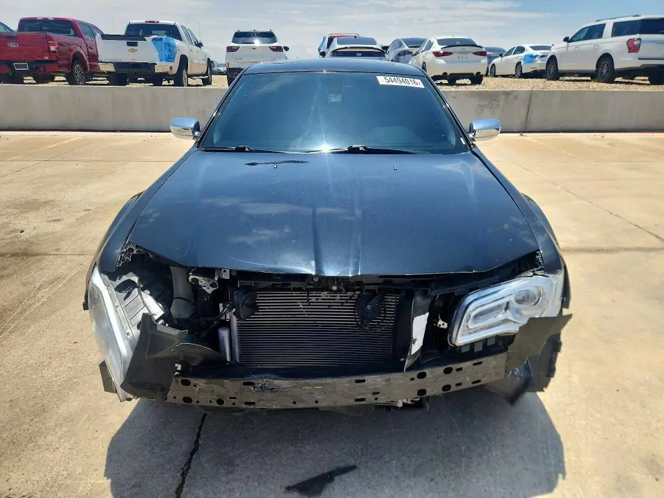 2020 CHRYSLER 300 LIMITED  
