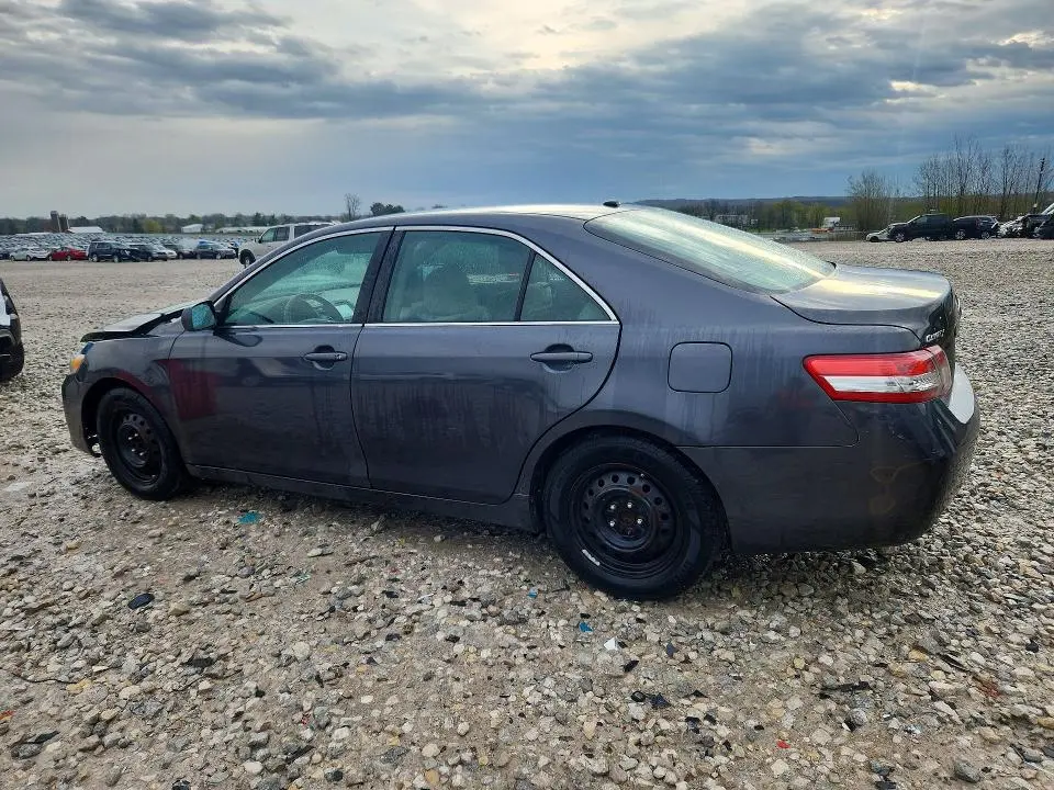 2011 TOYOTA CAMRY LE  