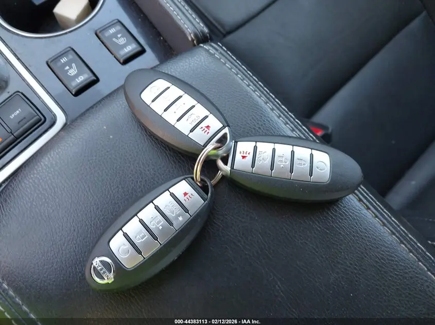 2017 NISSAN MAXIMA 3.5 SV