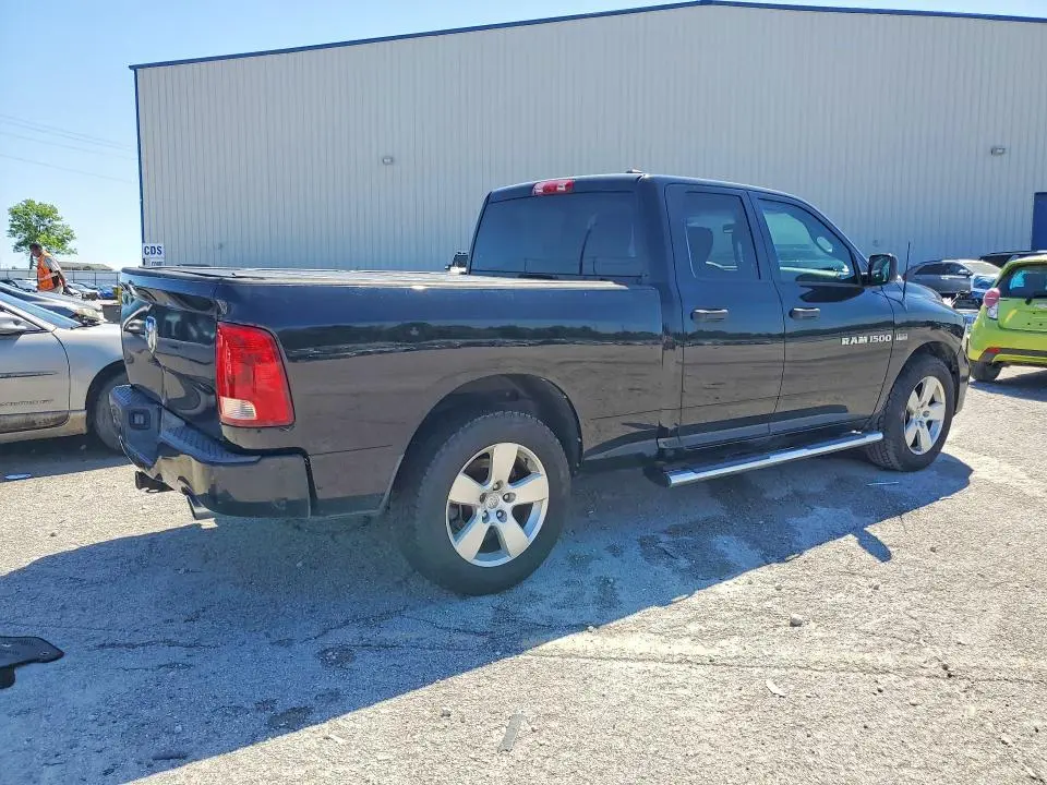 2012 DODGE RAM 1500 ST  