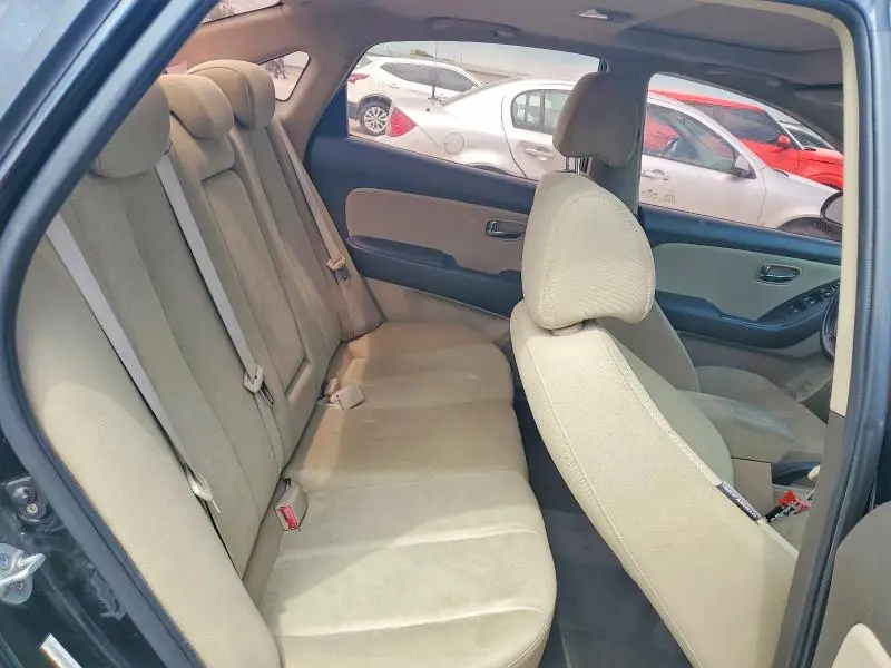 2010 HYUNDAI ELANTRA GLS  