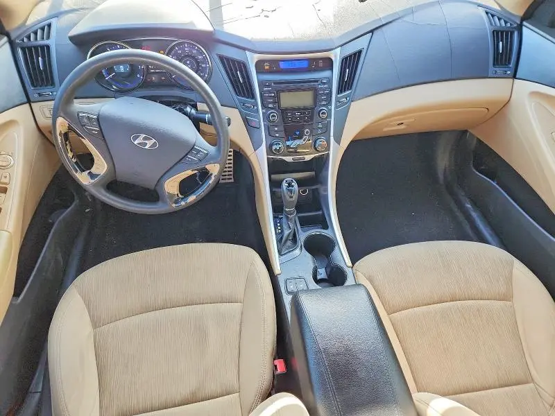 2013 HYUNDAI SONATA GLS  