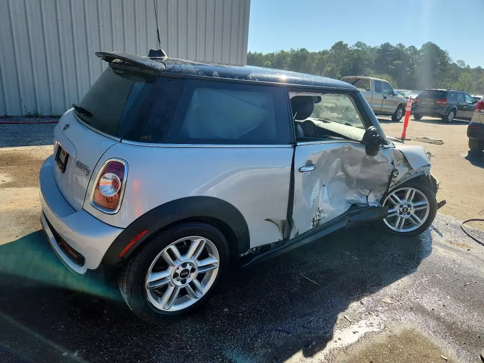 2013 MINI COOPER S  