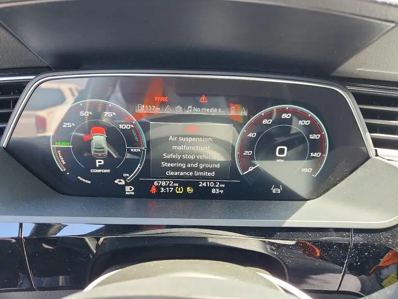 2024 AUDI Q8 E-TRON SPORTBACK PREMIUM PLUS  