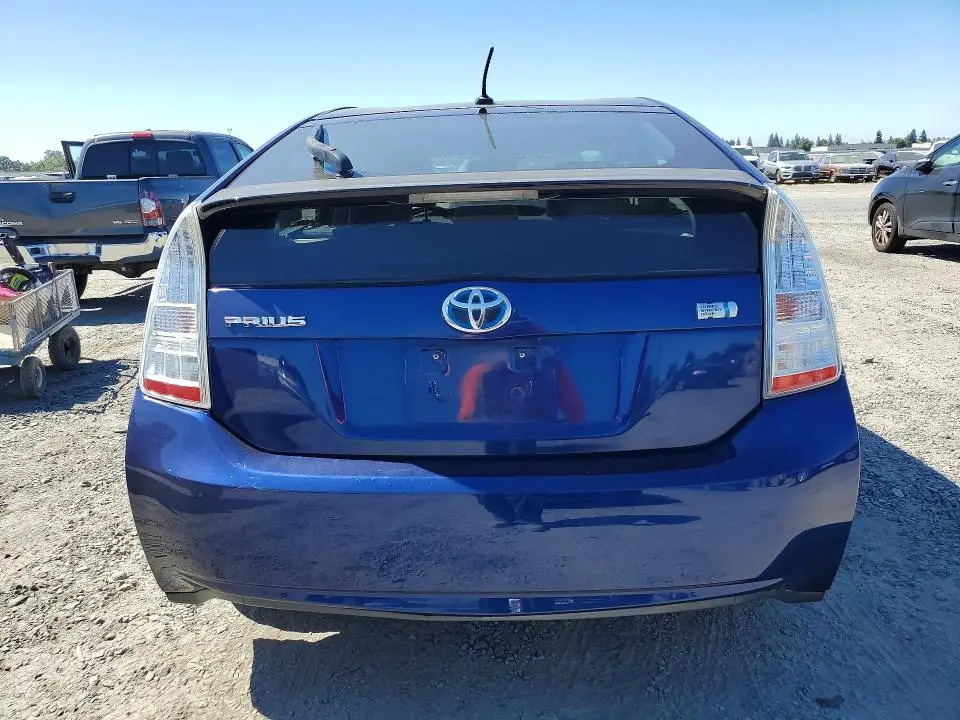 2010 TOYOTA PRIUS II  