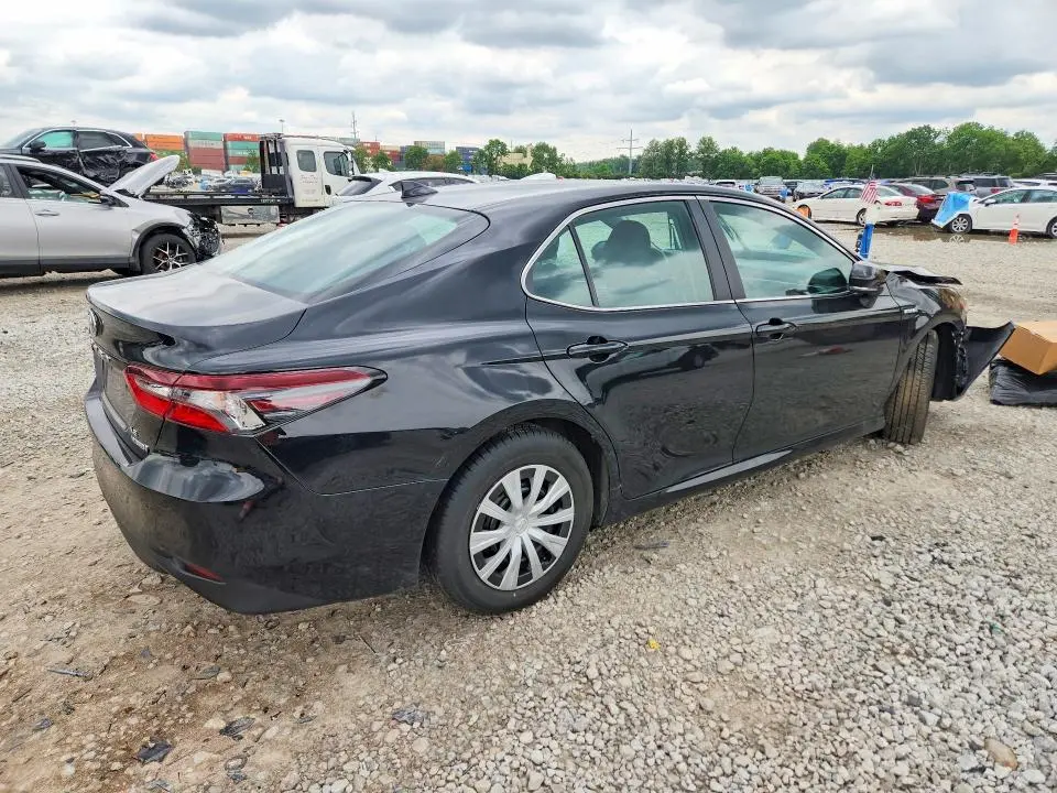 2021 TOYOTA CAMRY LE  