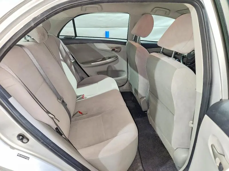 2011 TOYOTA COROLLA LE  