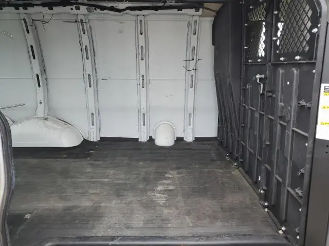 2017 CHEVROLET EXPRESS G2500   