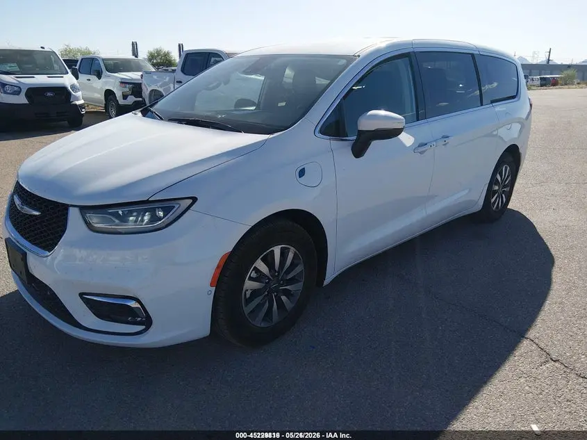 2023 CHRYSLER PACIFICA HYBRID TOURING L