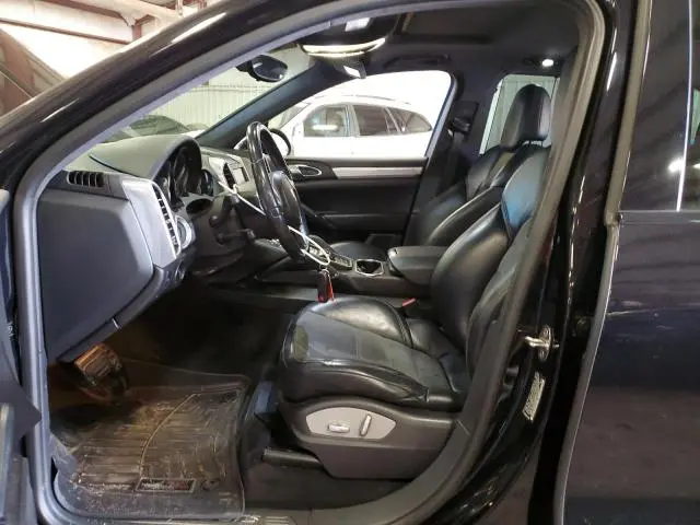 2014 PORSCHE CAYENNE GTS  