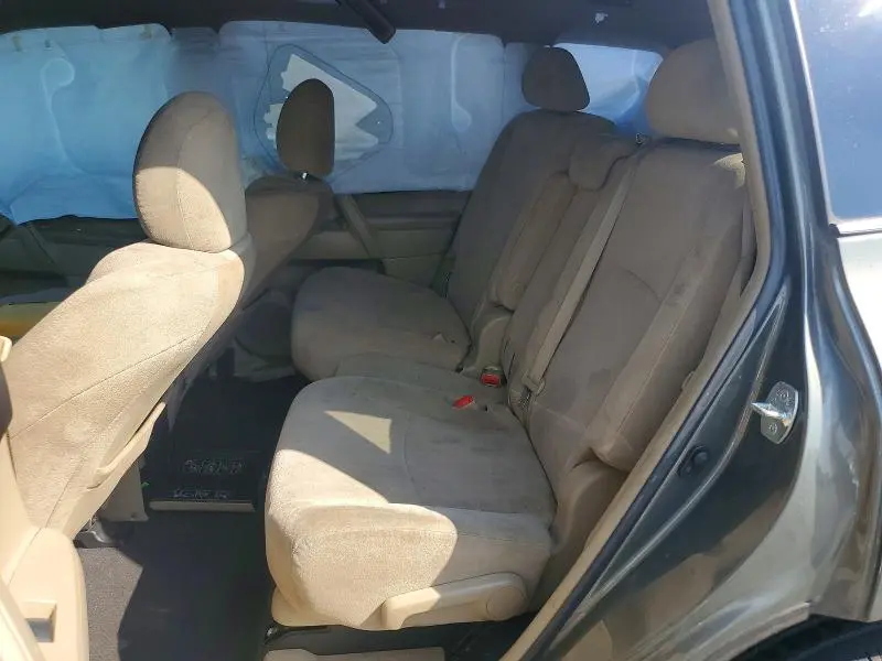 2011 TOYOTA HIGHLANDER BASE  