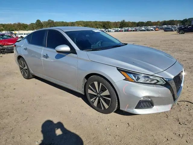 2021 NISSAN ALTIMA SV  