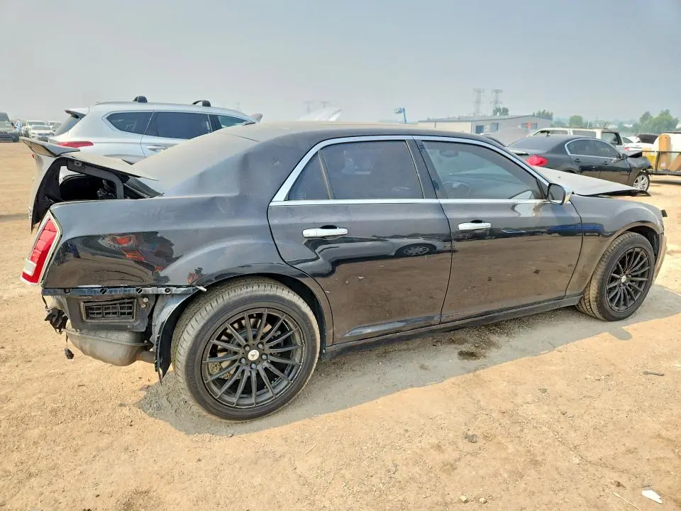 2014 CHRYSLER 300C VARVATOS  