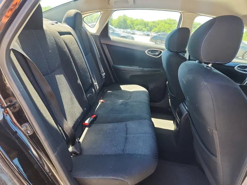 2016 NISSAN SENTRA SR  
