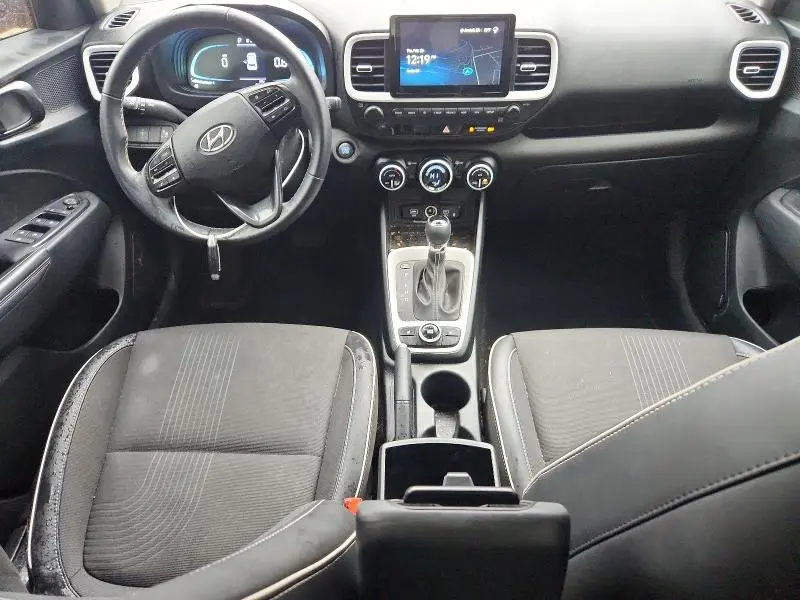2024 HYUNDAI VENUE LIMITED  