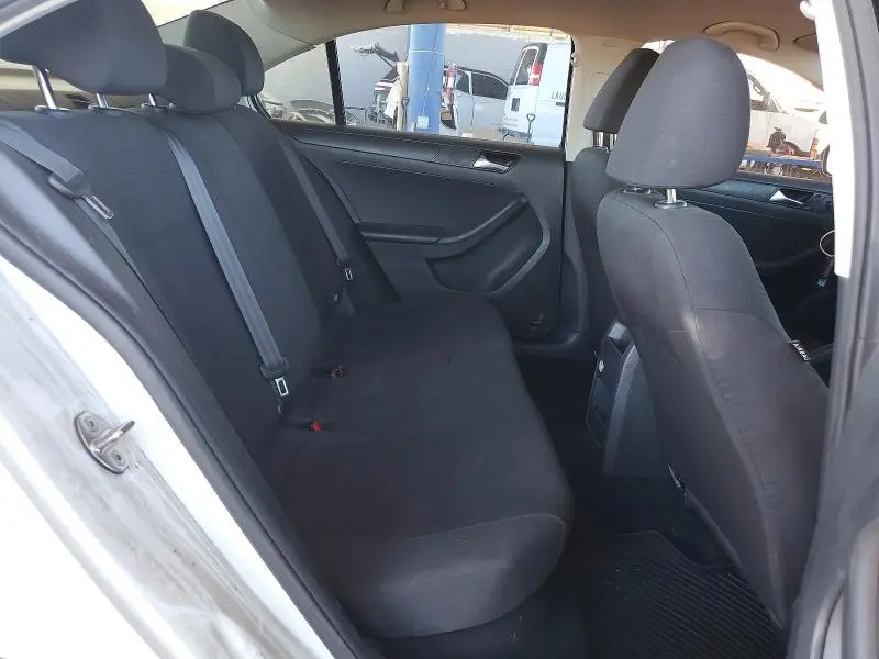 2015 VOLKSWAGEN JETTA BASE  