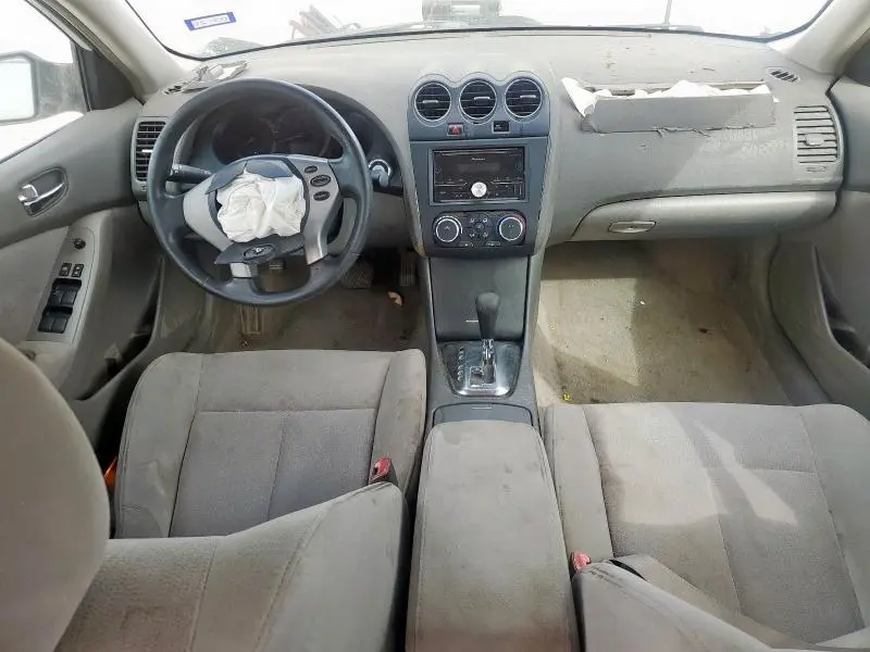 2010 NISSAN ALTIMA BASE  
