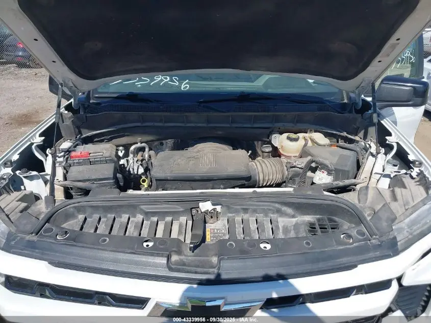 2022 CHEVROLET SILVERADO 1500 4WD  STANDARD BED RST