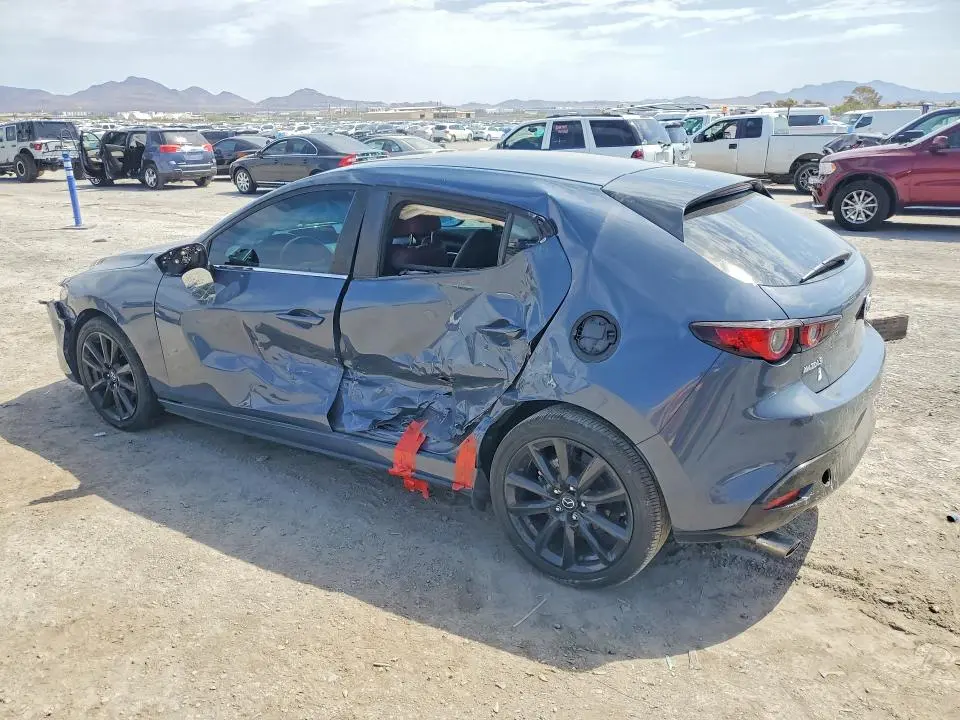 2023 MAZDA 3 PREFERRED  