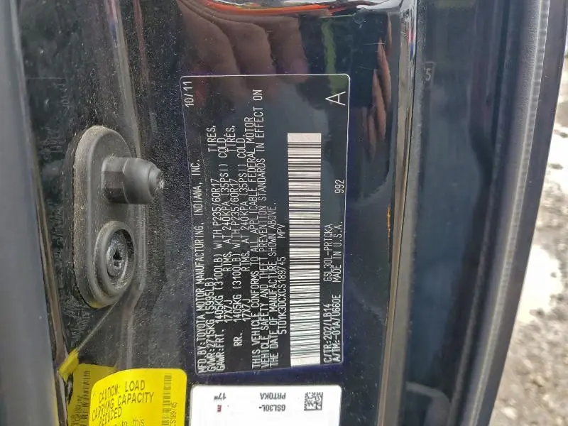 2012 TOYOTA SIENNA XLE  