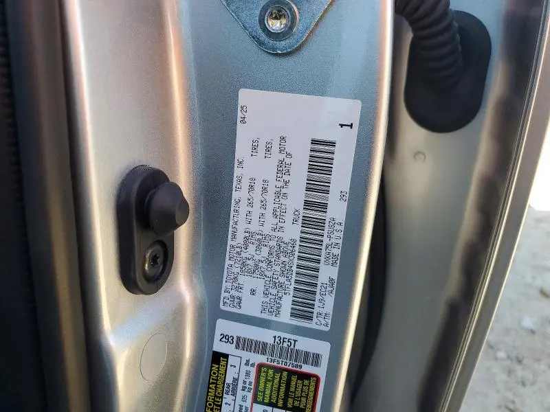 2025 TOYOTA TUNDRA CREWMAX SR  