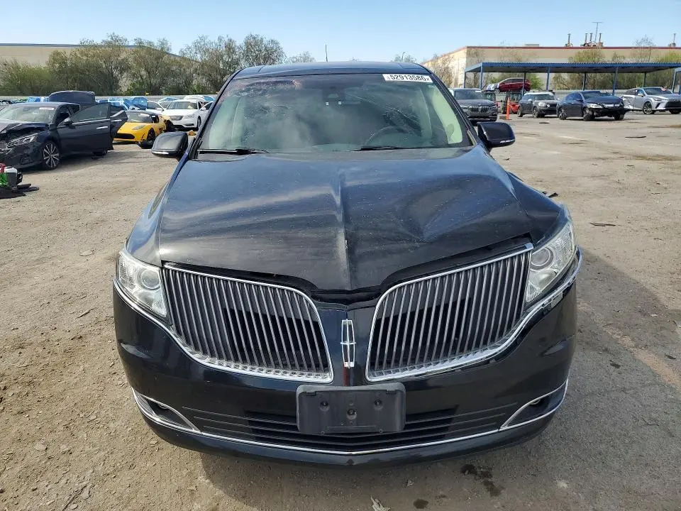 2015 LINCOLN MKT   