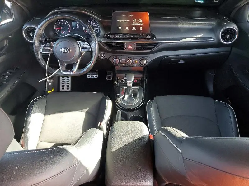 2021 KIA FORTE GT LINE  