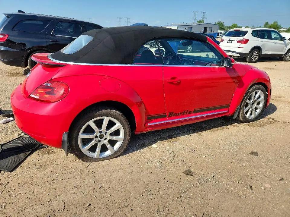 2013 VOLKSWAGEN BEETLE   