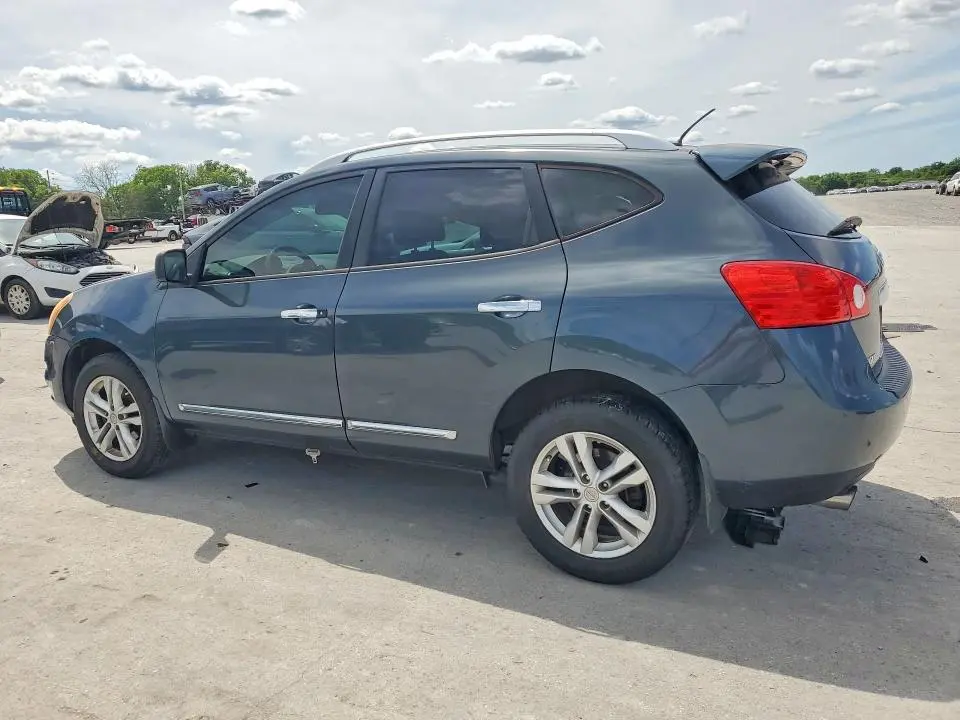 2013 NISSAN ROGUE S  