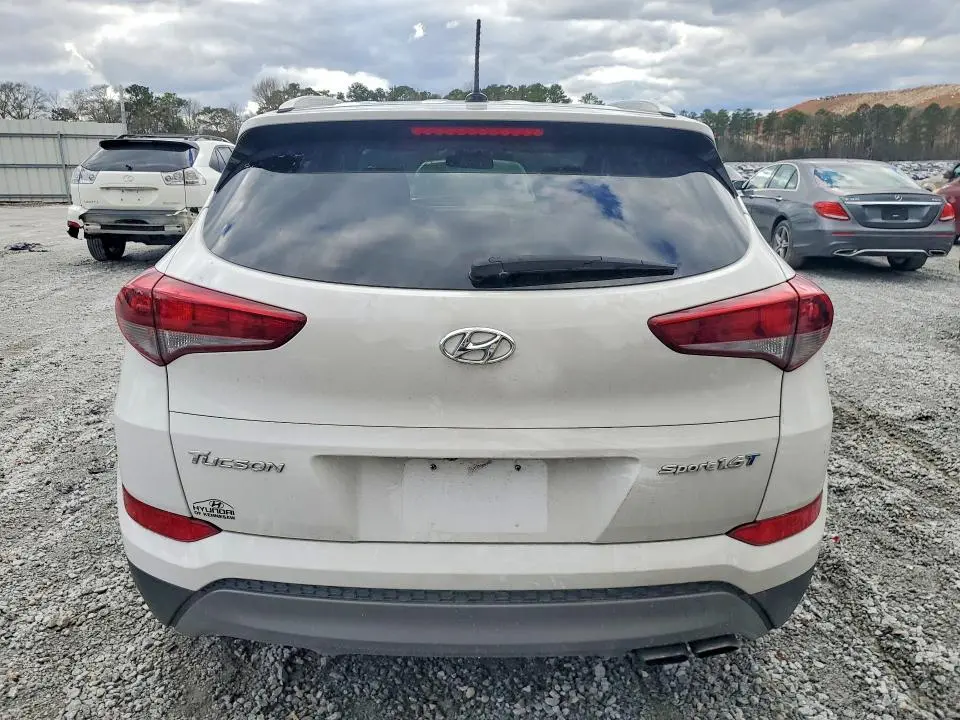 2016 HYUNDAI TUCSON SPORT  