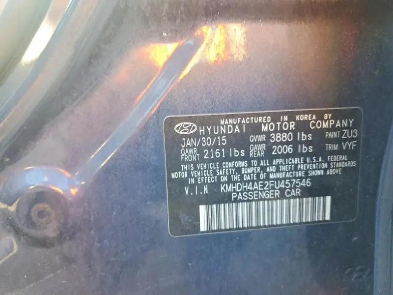 2015 HYUNDAI ELANTRA SE  