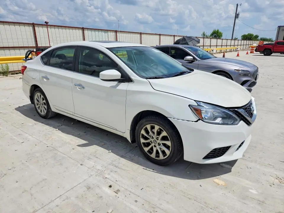 2016 NISSAN SENTRA SV  