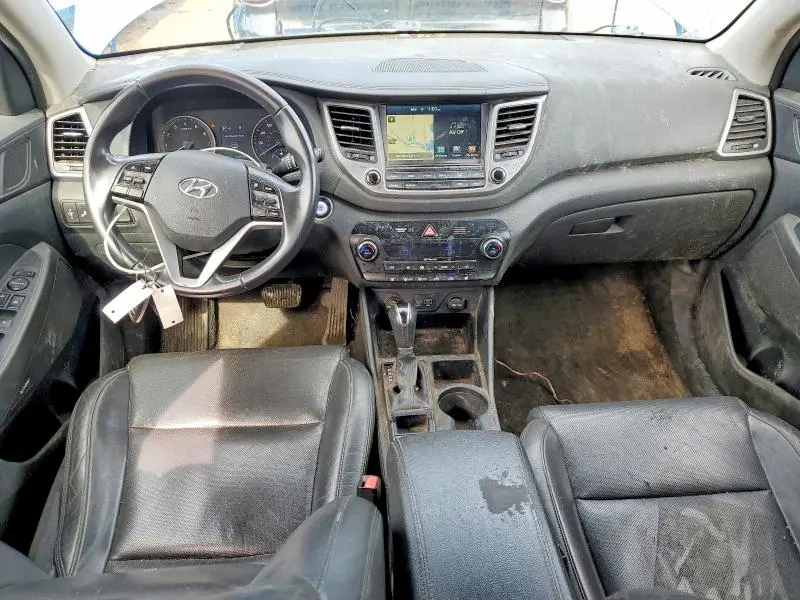 2017 HYUNDAI TUCSON SE PLUS  