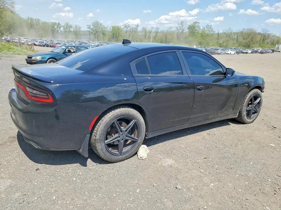 2016 DODGE CHARGER SXT  