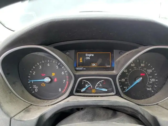 2015 FORD FOCUS SE  