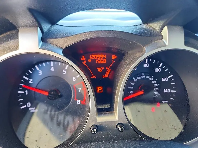 2014 NISSAN JUKE S  