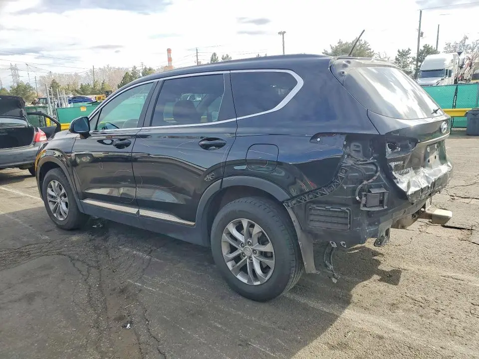 2019 HYUNDAI SANTA FE SE  
