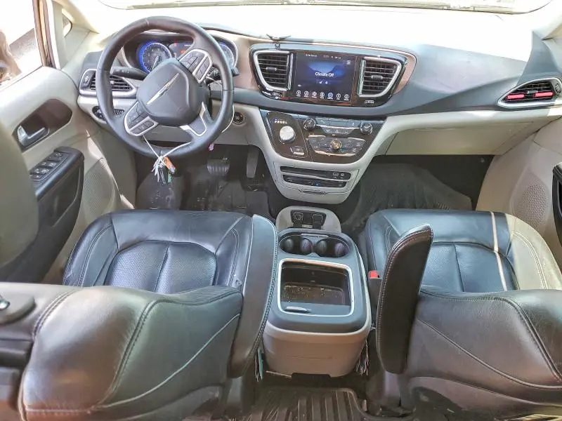 2017 CHRYSLER PACIFICA TOURING L PLUS  