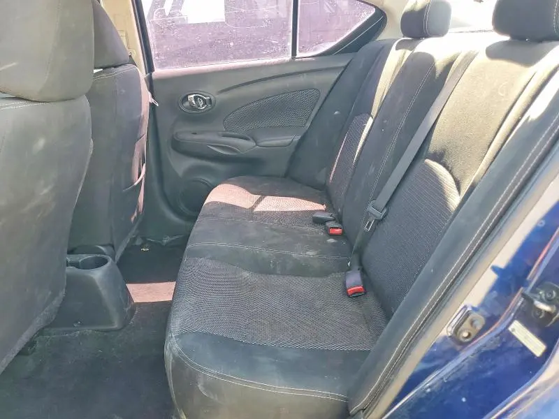 2018 NISSAN VERSA SV  