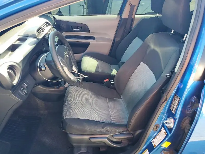 2013 TOYOTA PRIUS C TWO  