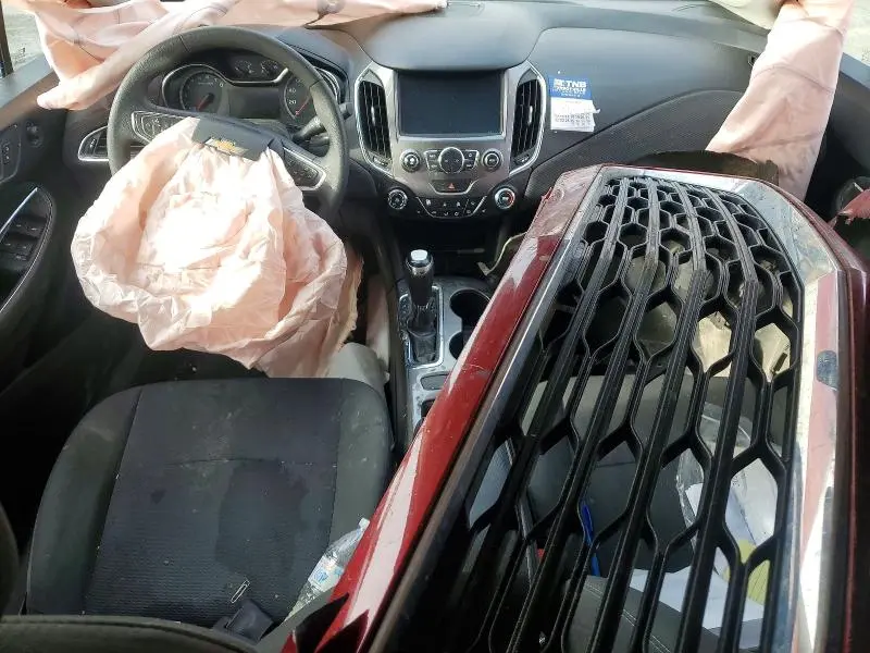 2017 CHEVROLET CRUZE LT  