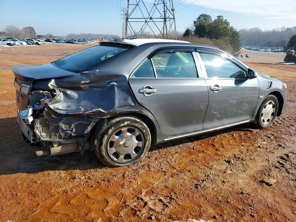 2012 TOYOTA CAMRY LE  